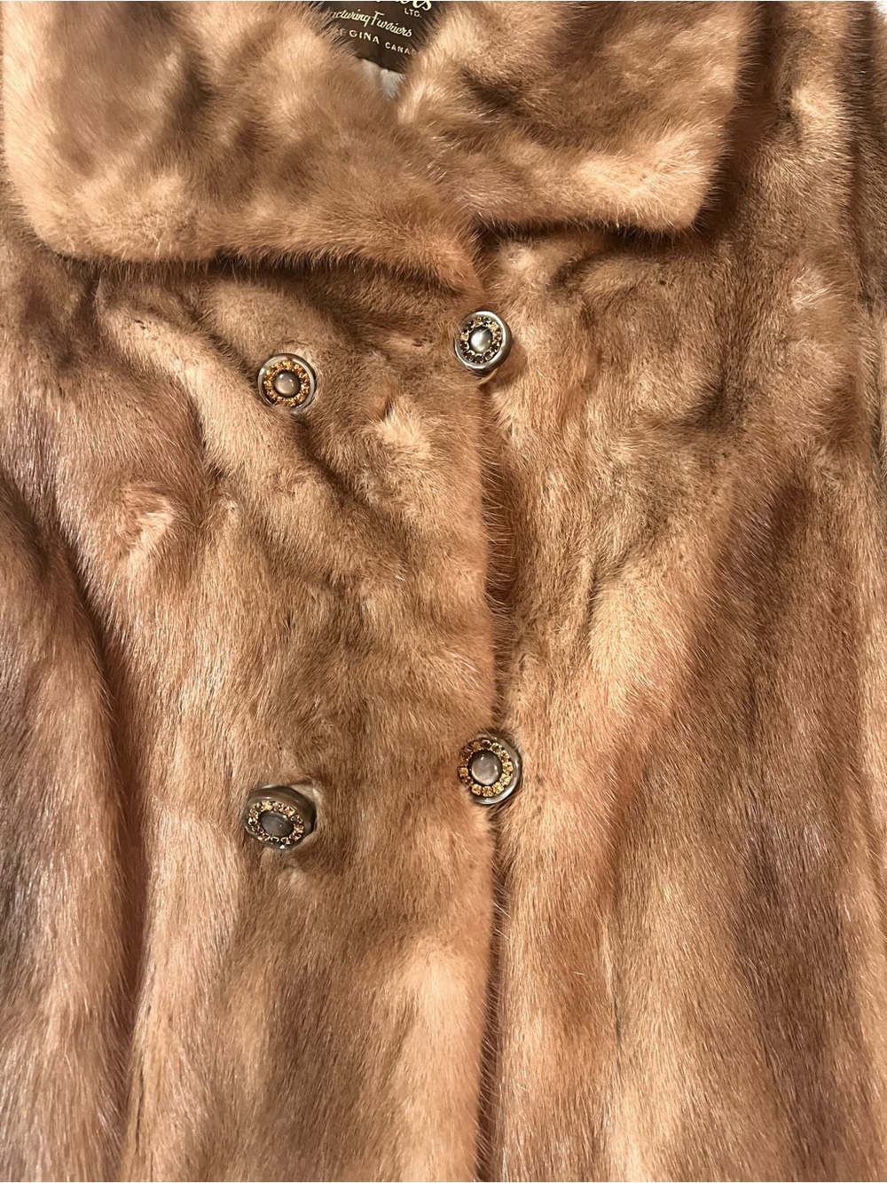 Vintage WESTERN FURS Mink Fur Coat Cognac/Brown
20” chest. S/M - Picture 7 of 15